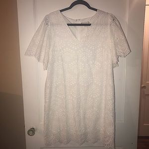 Love Riche Women’s Large White Lace Dress